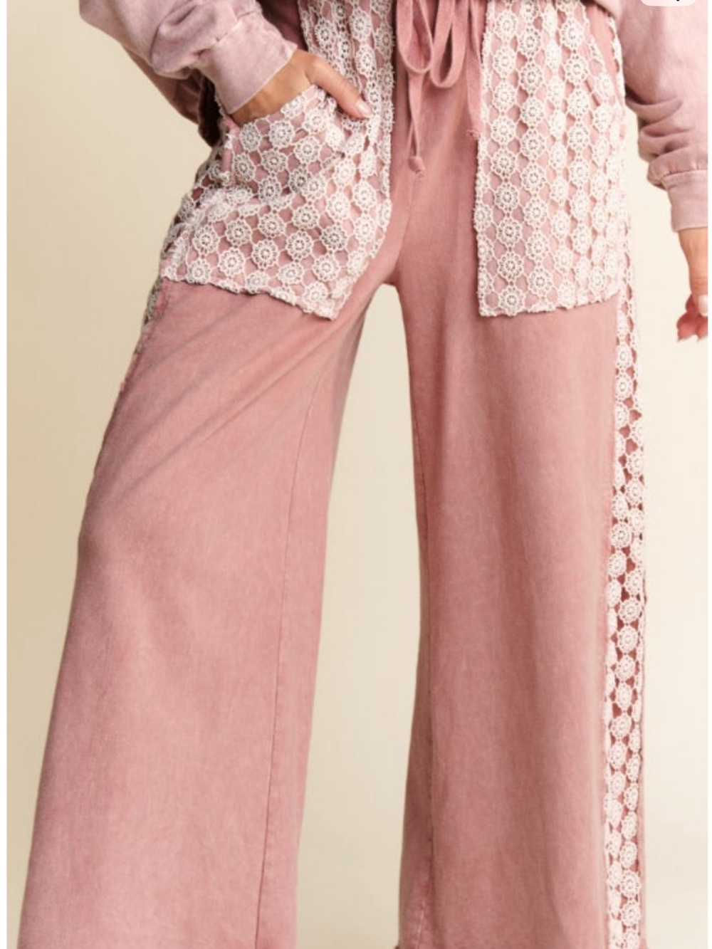 J . Her Lace-Trim Wide Leg Pants in Dusty Rose